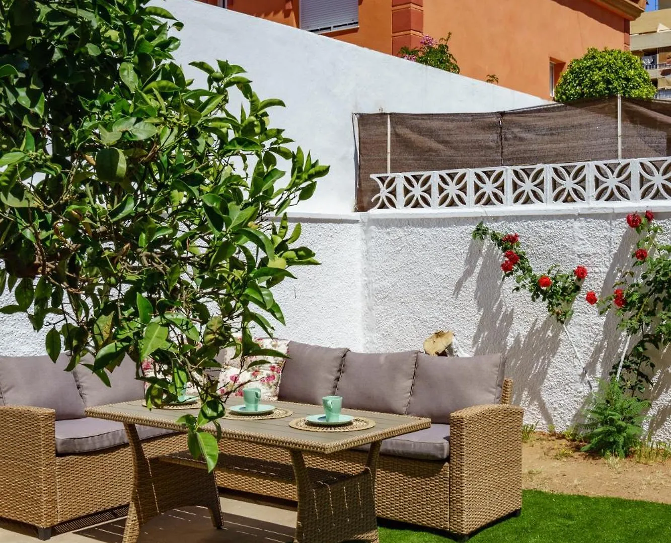 Sunlit Retreat With Garden Haven Διαμέρισμα Fuengirola Ισπανία